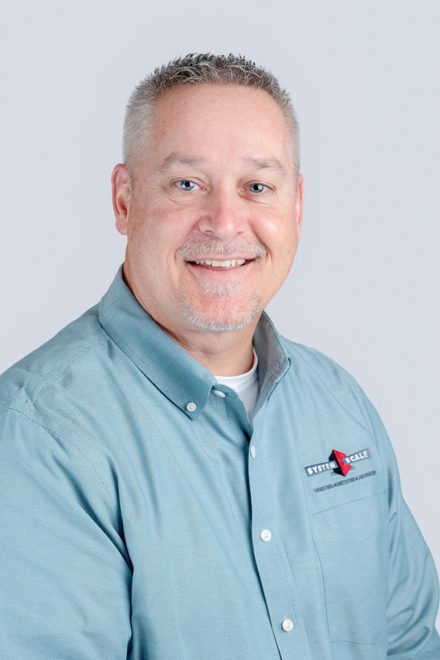 Headshot of Curtis Justen