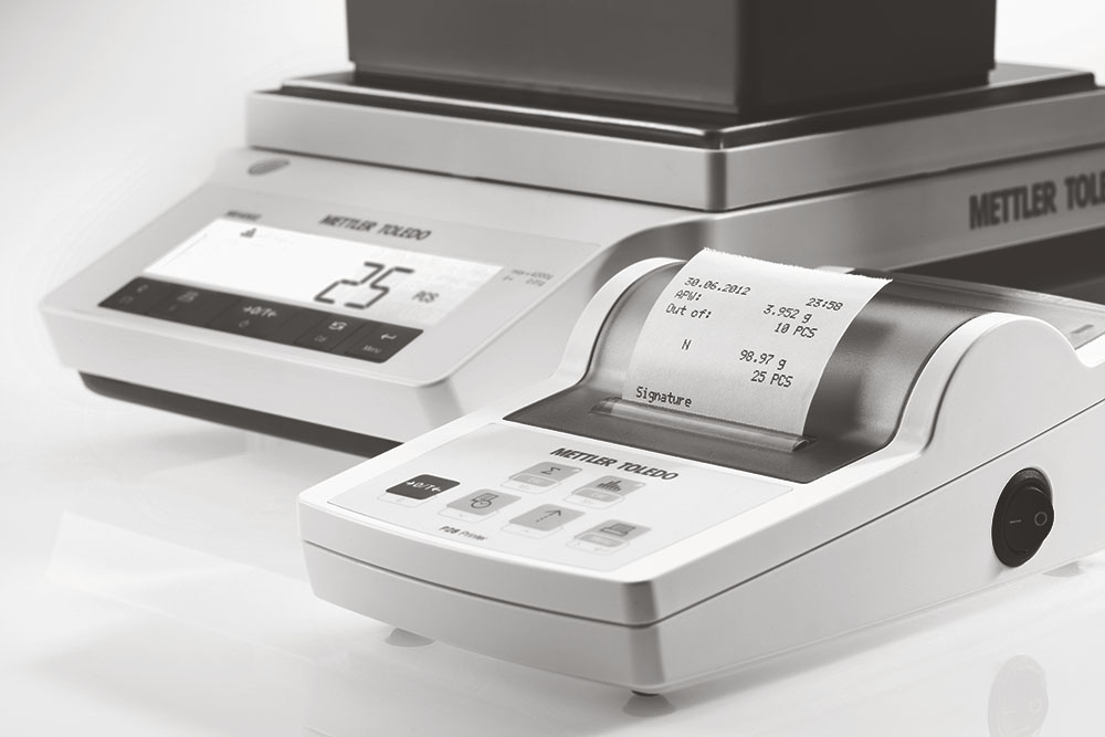 ME precision balance with a P25 printer