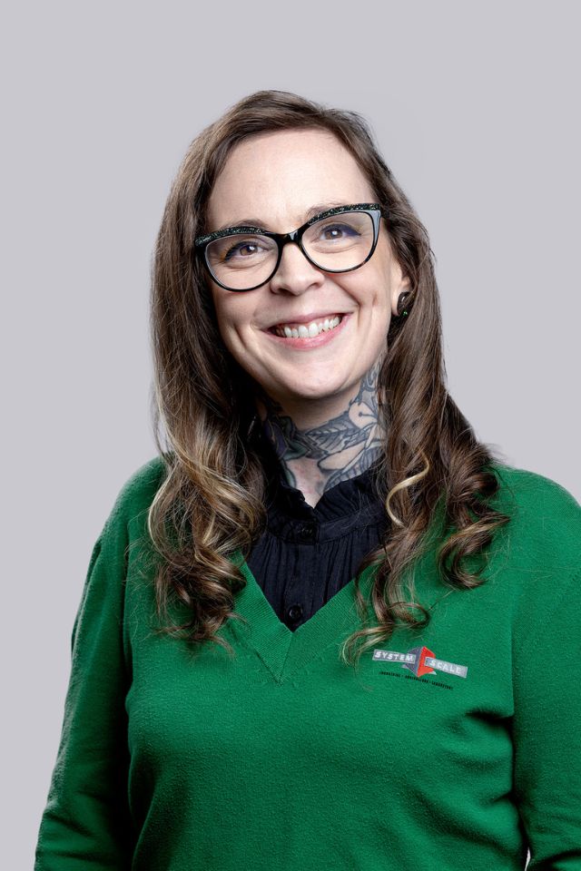 Headshot of Anna Tetreault